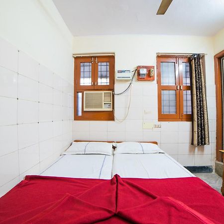 Hotel O Sree Radha Lodge Near Snow World Secundurabad エクステリア 写真
