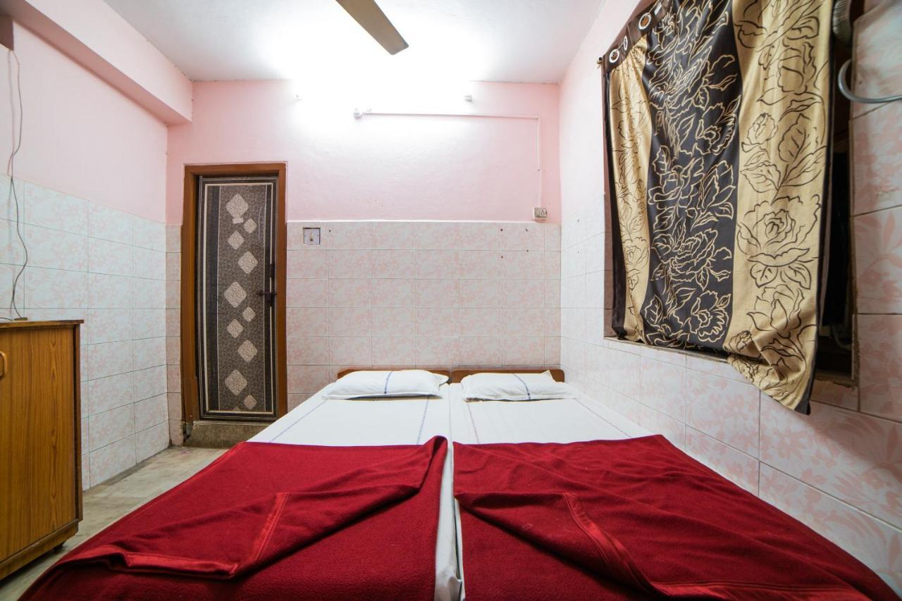 Hotel O Sree Radha Lodge Near Snow World Secundurabad エクステリア 写真