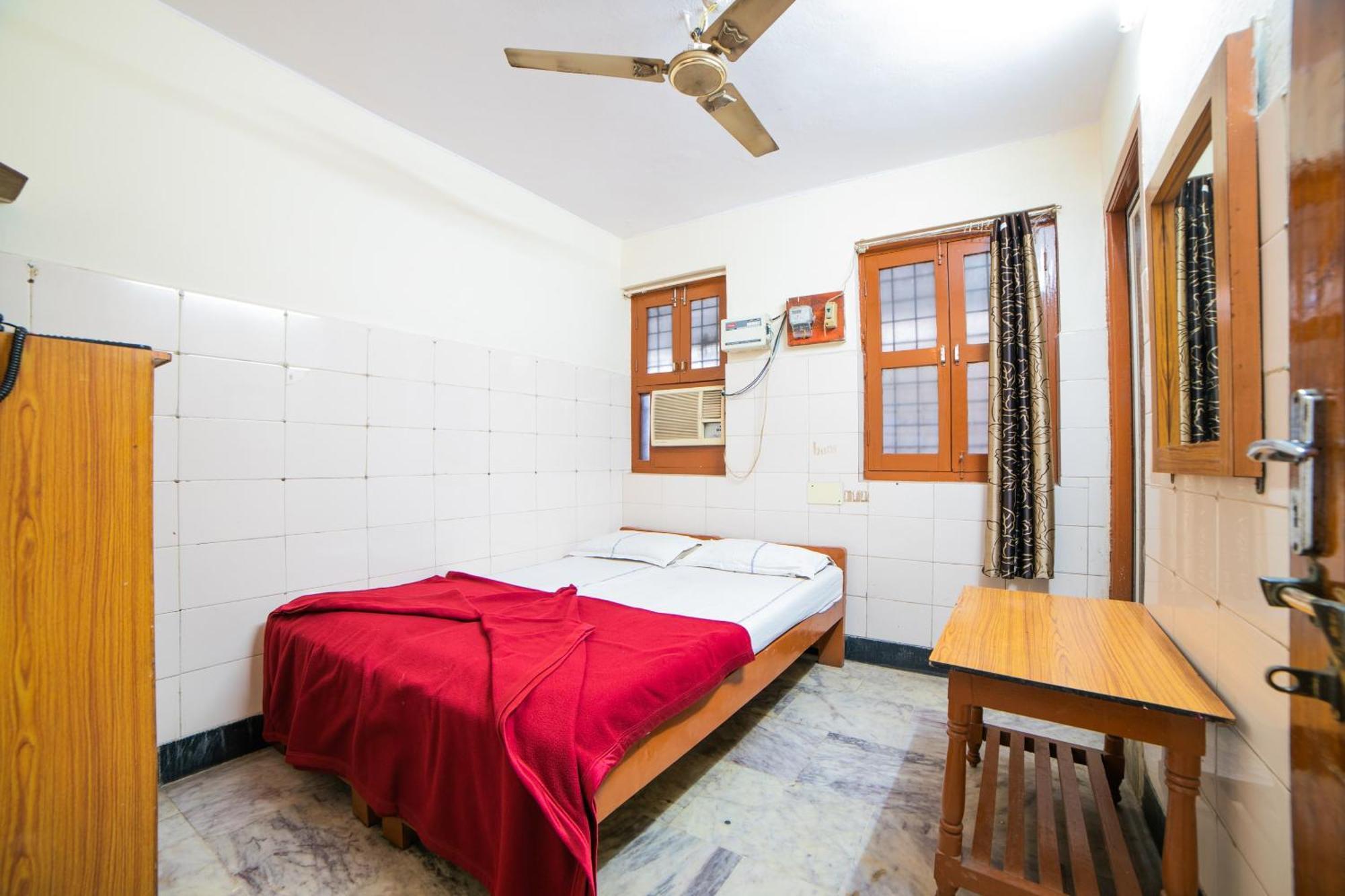 Hotel O Sree Radha Lodge Near Snow World Secundurabad エクステリア 写真