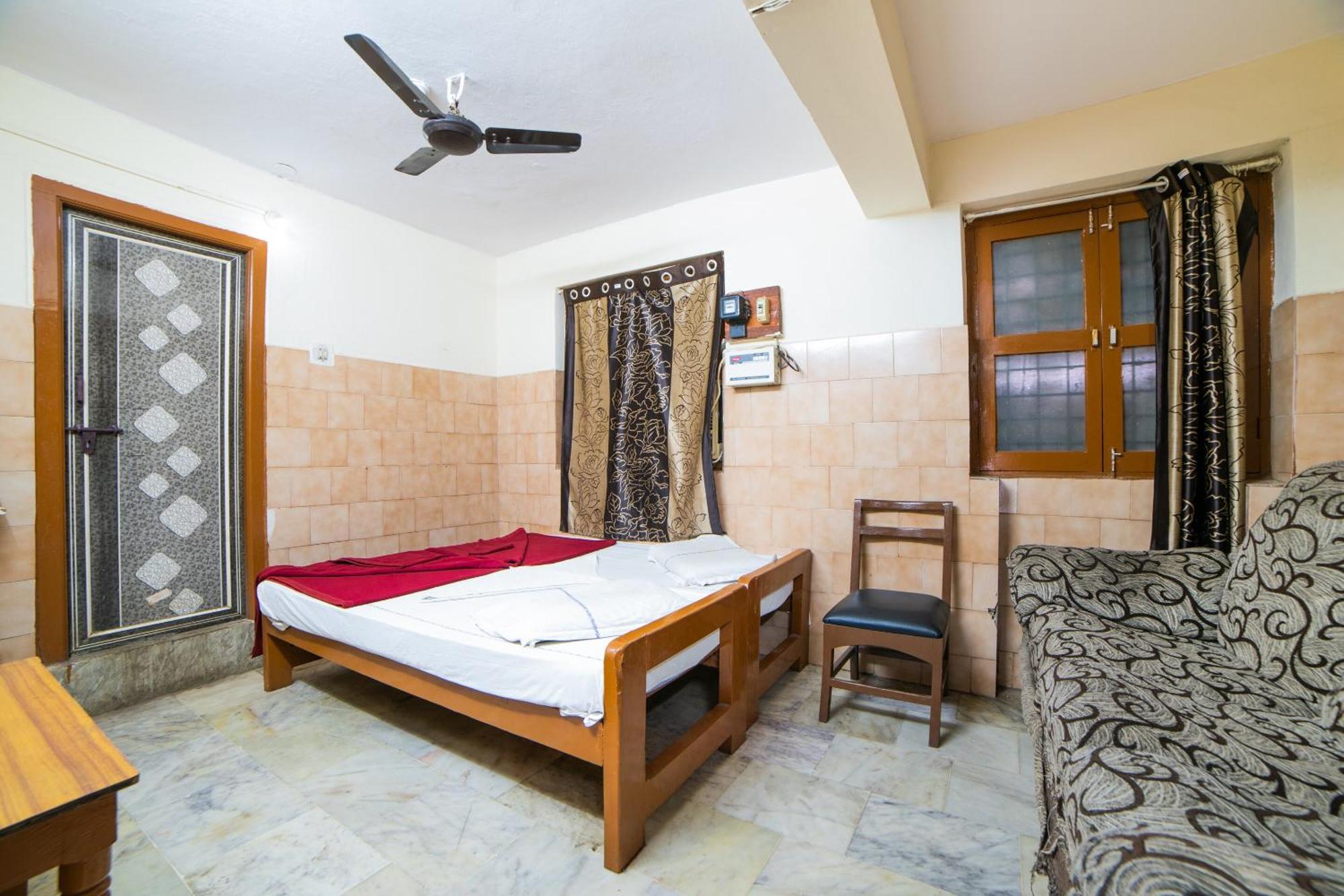 Hotel O Sree Radha Lodge Near Snow World Secundurabad エクステリア 写真